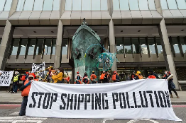 Shipping industry proposes ‘moonshot’ fossil fuel levy